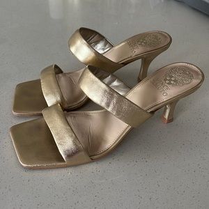 VINCE CAMUTO ASLEE TWO-STRAP MULE